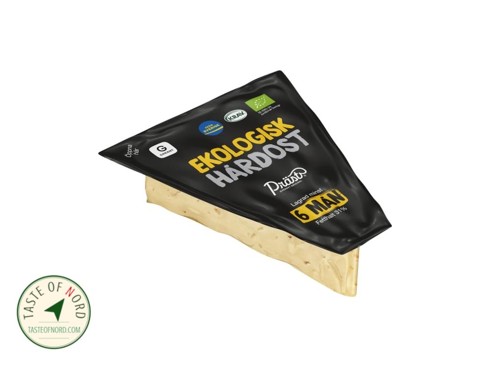 Präst 31% Organic Hard Cheese