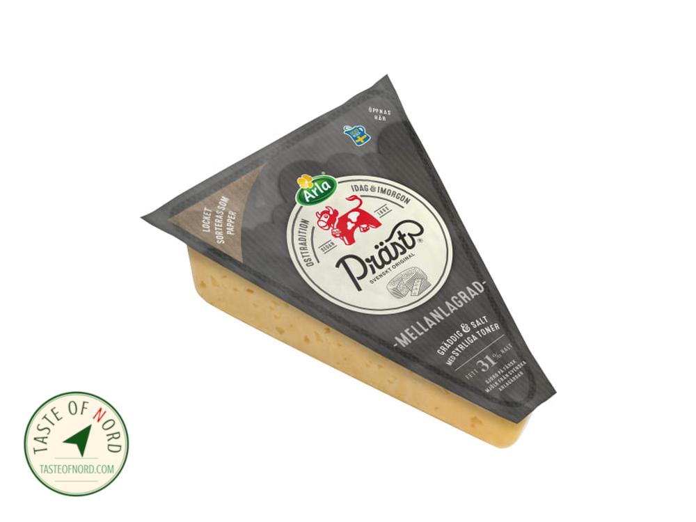 Präst Semi-Matured Cheese 31%